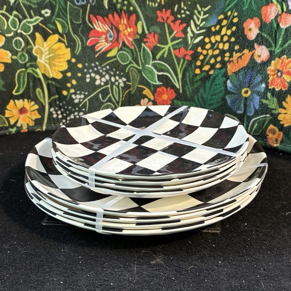 8-Piece Black and White Checkered Melamine Dinnerware Set Salad & Dinner Plates